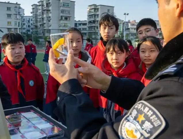 不断夯实基础教育高质量根基为孩子们的