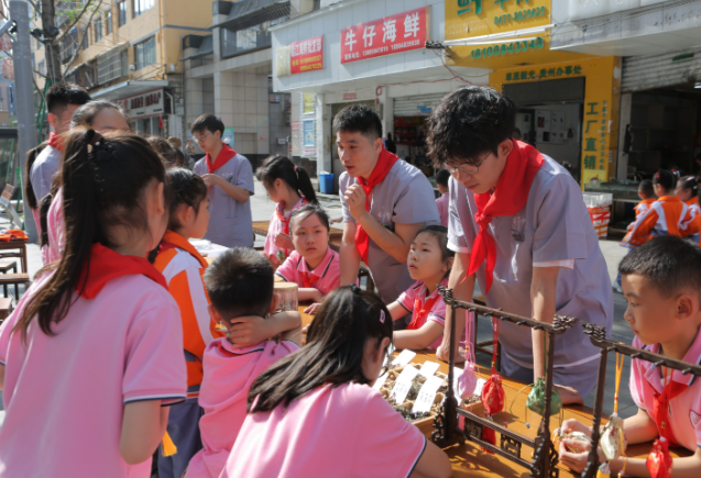 了解学校环境把握应急流程教师则能精准